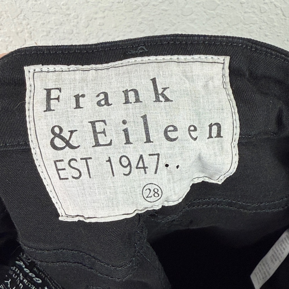 Frank & Eileen SLIGO Jean in ITALIAN POWER DENIM
1982 Wash - Picture 12 of 12